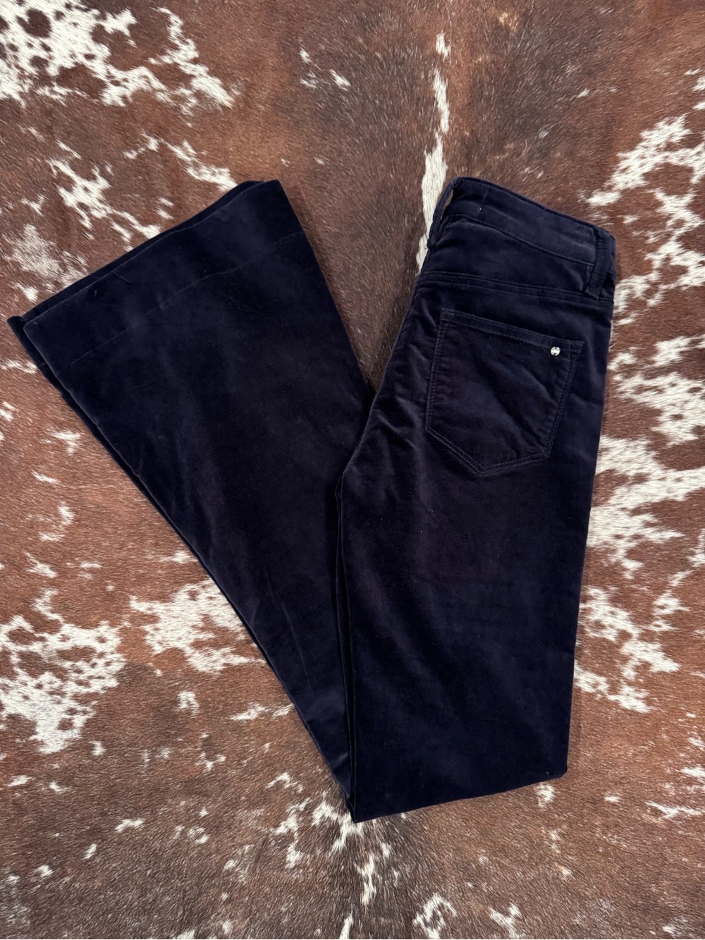 Women’s Flared Corduroy Jeans in Deep Navy